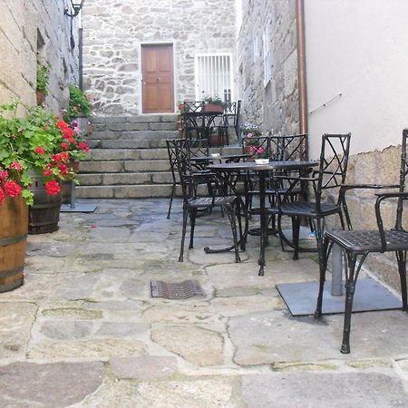 Hotel Pousada Vicente Risco Castro Caldelas Zewnętrze zdjęcie